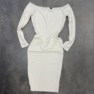 Windsor Off-Shoulder Long Sleeve Bodycon Dress | Ivory | Size M
